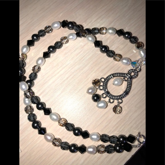 Swarovski Handmade Gemstone Necklace w/ Earrings - Picture 2 of 2